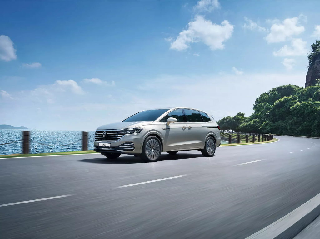 Hỗ trợ chuyển làn đường Lane Change Assist Viloran