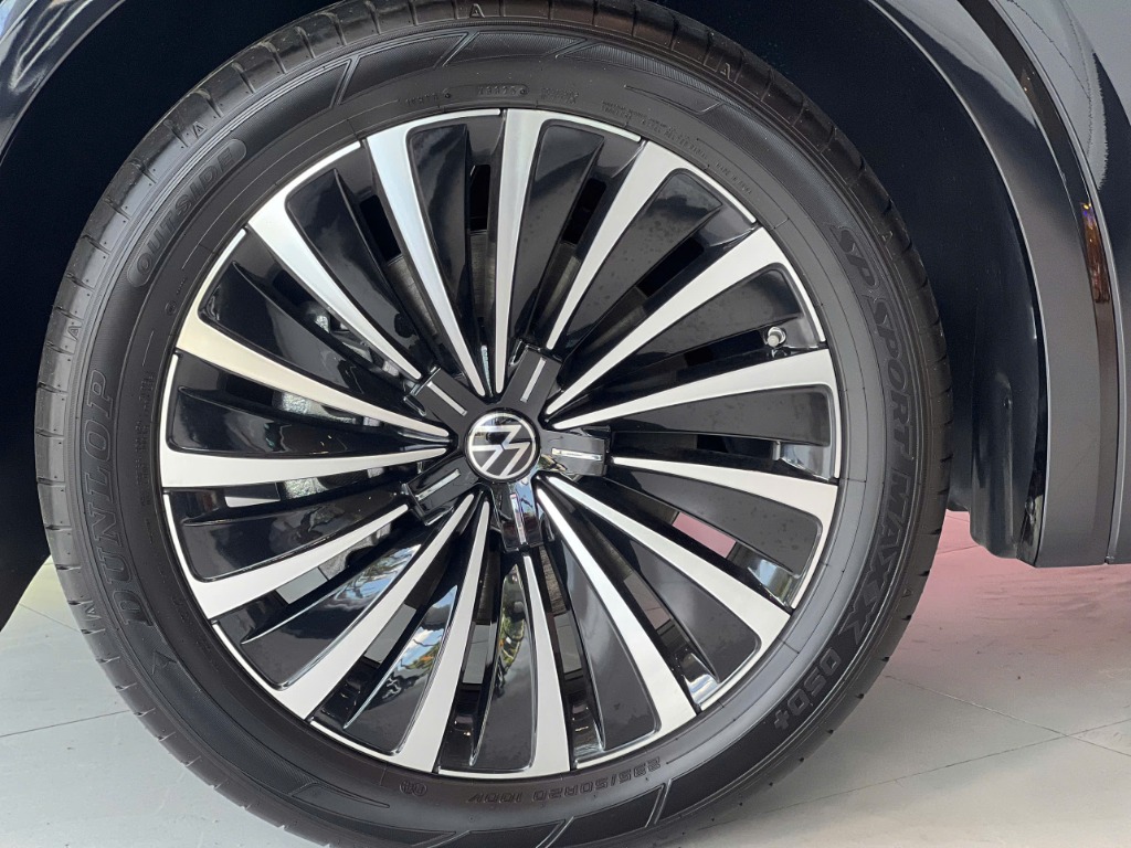 Mâm hợp kim 20 inch thể thao xe Volkswagen Viloran thực tế